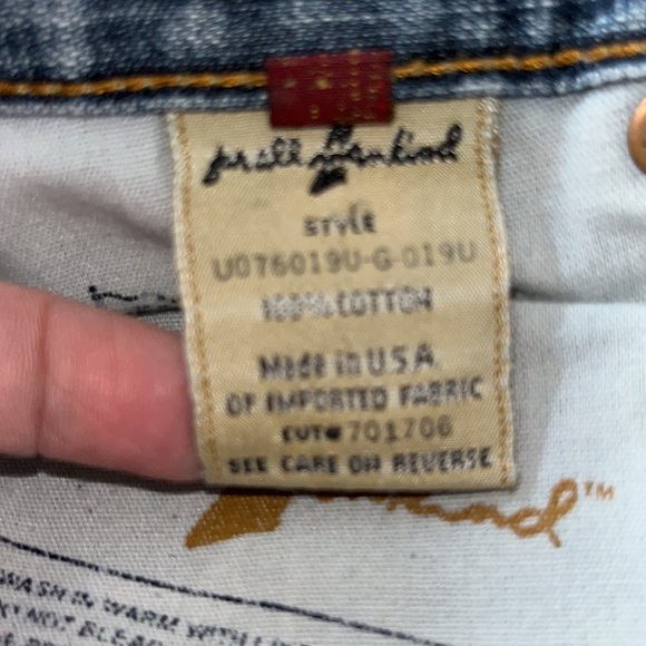 7 For All Mankind flare medium wash distressed denim blue jeans size 26 - Picture 9 of 10